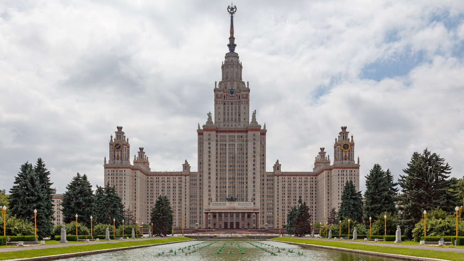 Упаковка статуса и доверия